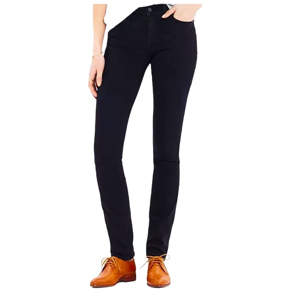 Madewell Denim - Madewell Alley Straight Jeans in Black Frost